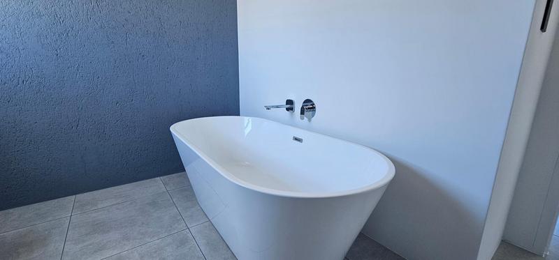 3 Bedroom Property for Sale in Country Club Western Cape